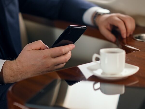 【令和8年度改正】「1.65億円の壁」がM&A・不動産売却を直撃。ミニマムタックス強化の全容