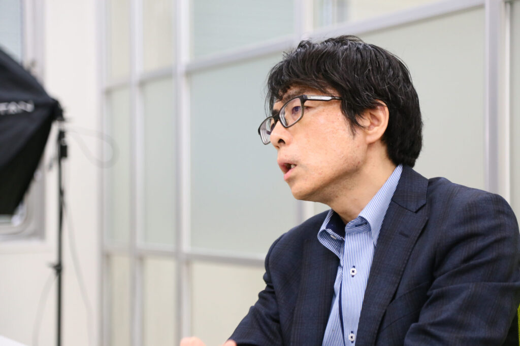 Knees bee税理士法人 代表　税理士・司法書士　渡邊 浩滋