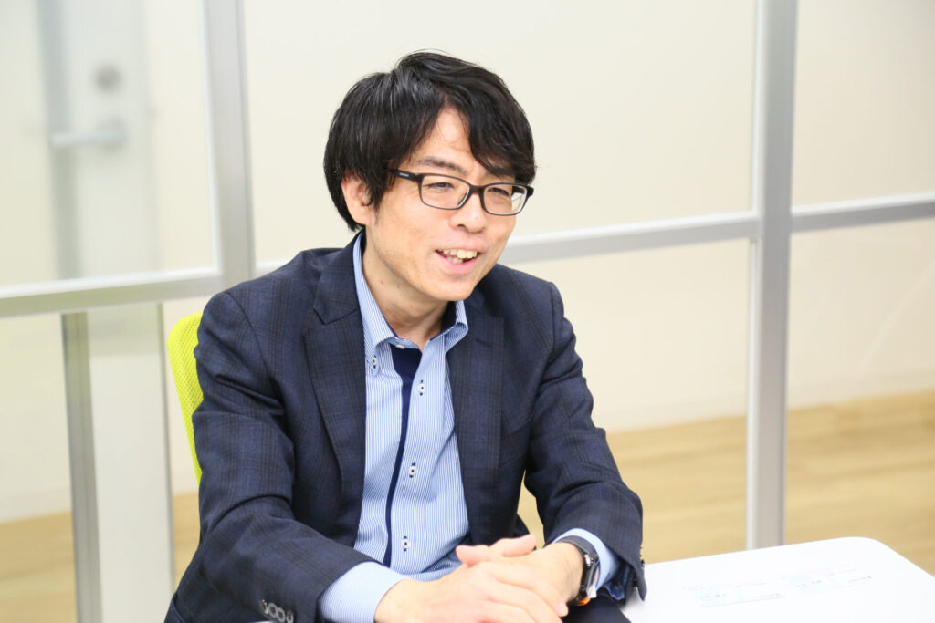 Knees bee税理士法人 代表　税理士・司法書士　渡邊 浩滋