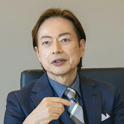 おかだ・よしあき