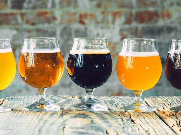 値上げ？値下げ？10月からの酒税法改正でビールの値段はどう変わるのか